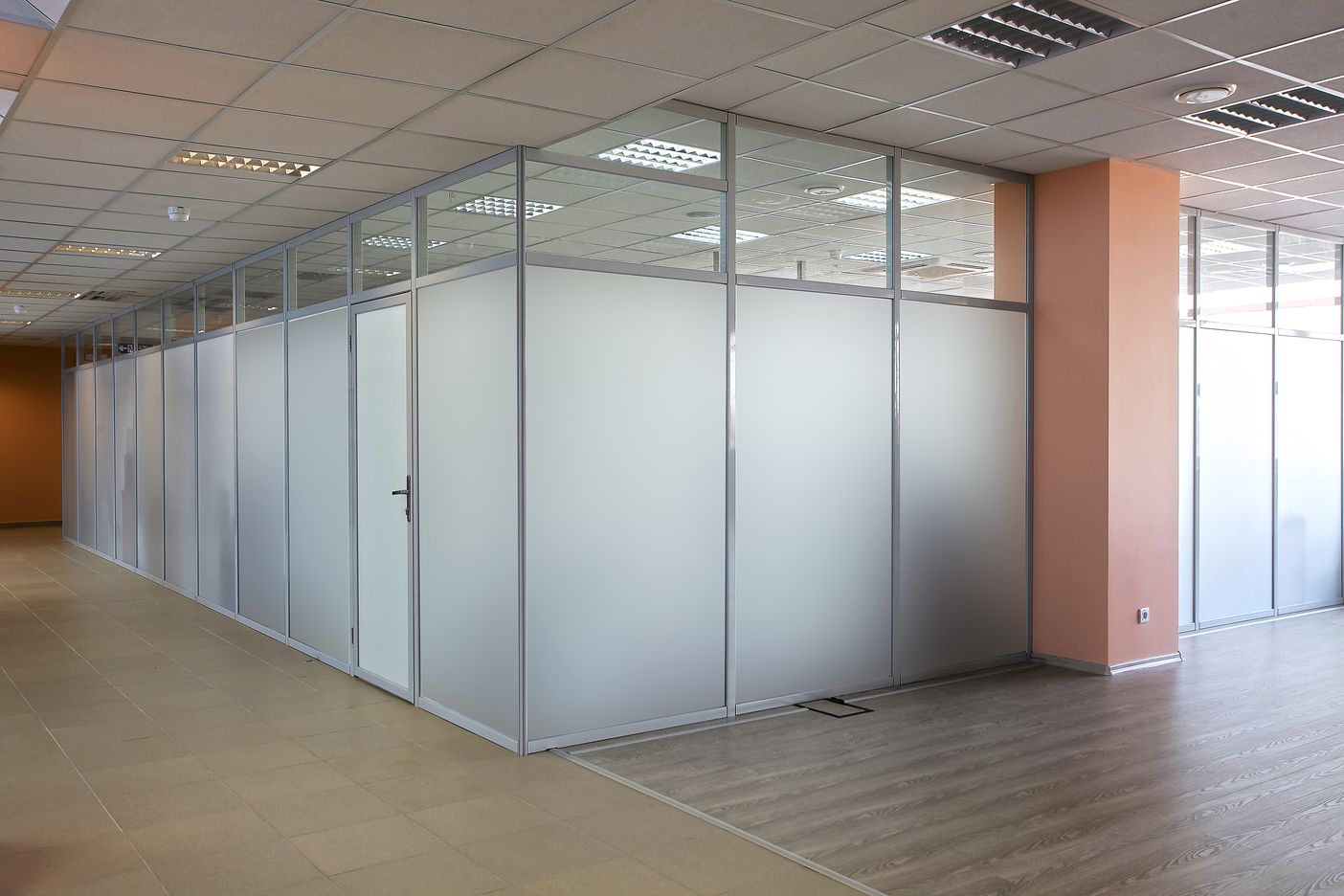 облицовка фасадов , монтажу конструкций, фасады светопрозрачные 